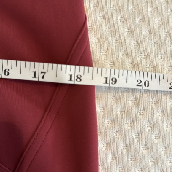 NWOT Lululemon Instill High-Rise Tight 25" smoky Red - Picture 5 of 7